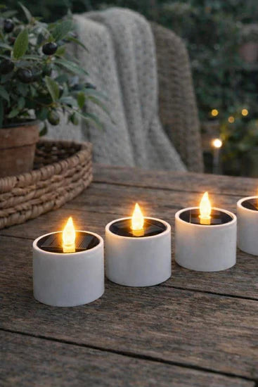 Solcellsdrivna Värmeljus Set (4 Stycken)