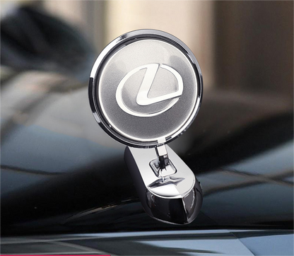 Motorhuvsemblem med billogo