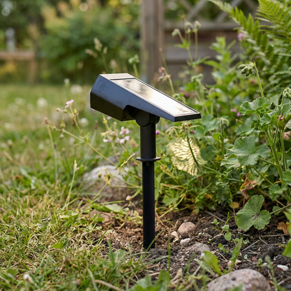 Terra – Solcellsdriven trädgårdslampa
